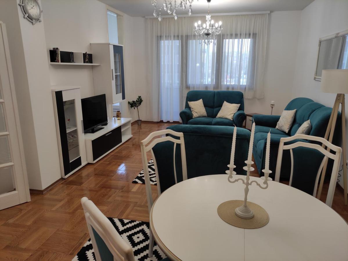 Apartment Dajak Centar Баня-Лука Экстерьер фото